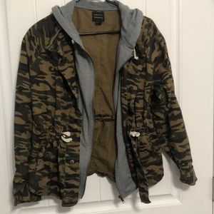 Forever 21 | Camo Jacket